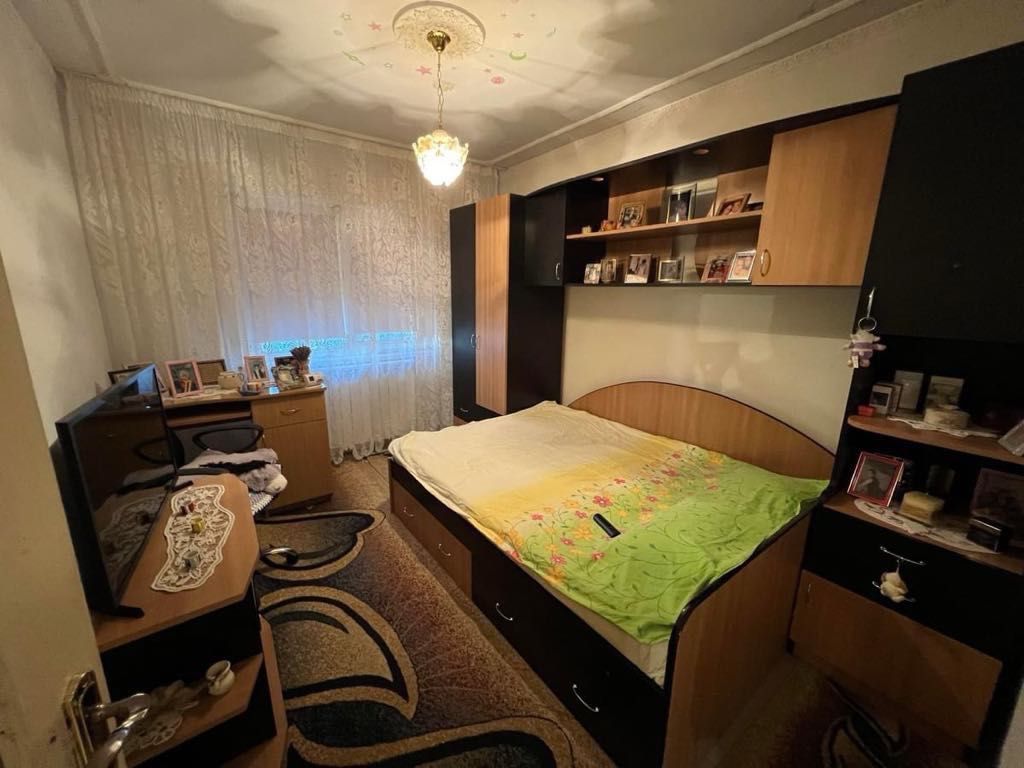 Apartament  3 camere, etaj 4/4, Micro 21 - Poză 3