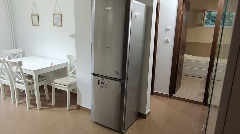 AP. 2 CAMERE- APARATORI, CENTRALA, MASINA DE SPALAT VASE, METROU - Poză 4