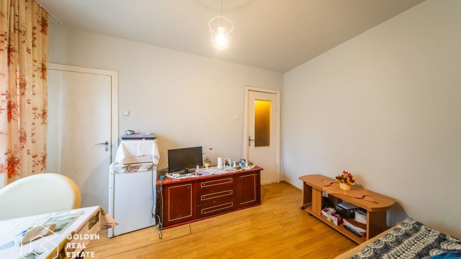 Apartament 2 camere, etaj 1, zona Grădiște - Poză 1