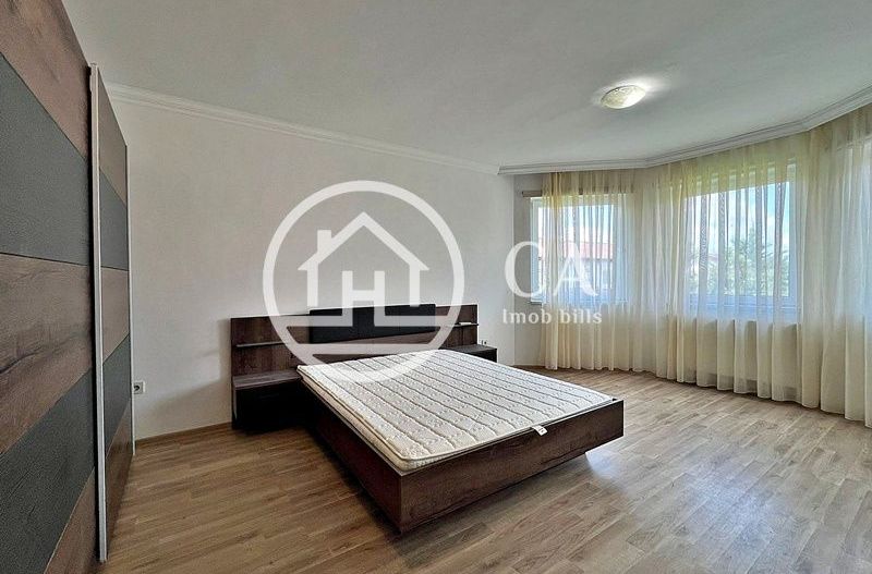 Casă de închiriat cu 4 camere în Cartierul Europa, Oradea - Poză 9