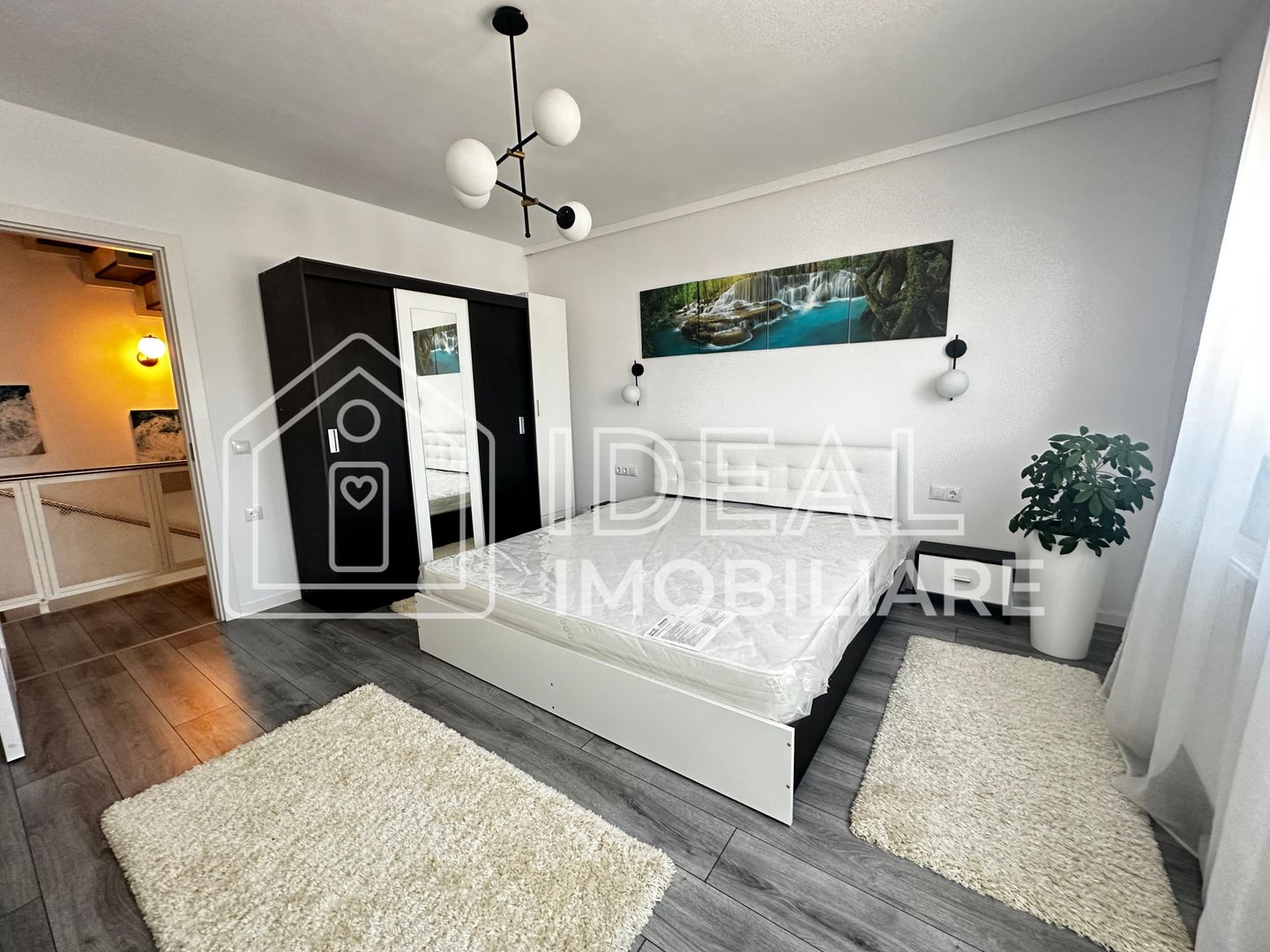 Casa de inchiriat cu 3 camere si gradina, Calea Cisnadiei - Poză 5