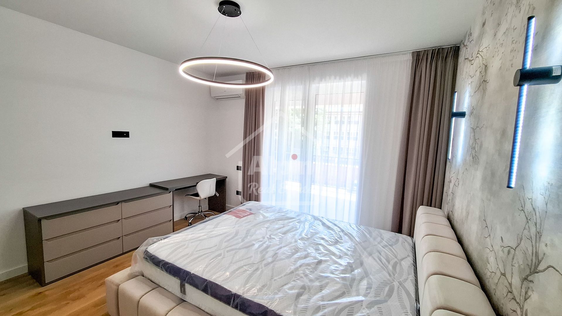 Apartament Finisaje Superioare I Central - Poză 19