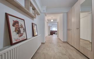 Apartament 3 camere de închiriat în zona Cazino Mamaia (pe partea cu l - Poză 5