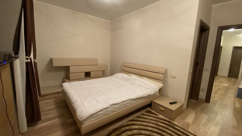 Duplex de vânzare/ cartier Europa/  curte/ terasa de 25 mp/ finisat modern - Poză 7