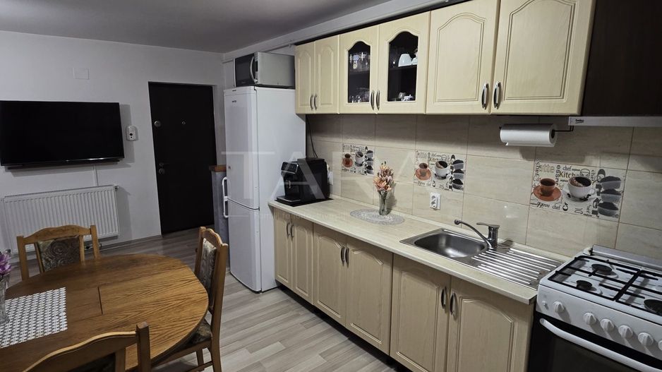 Apartament cu 2 camere, demisol înalt, Bună Ziua. - Poză 5