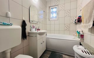 Apartament cu 2 camere de vanzare, Centru-ultracentral - Poză 7