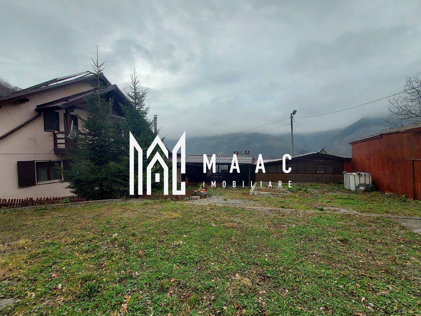 Casă | 260 mp utili | 1.100 mp teren | Râul Sadului | - Poză 29