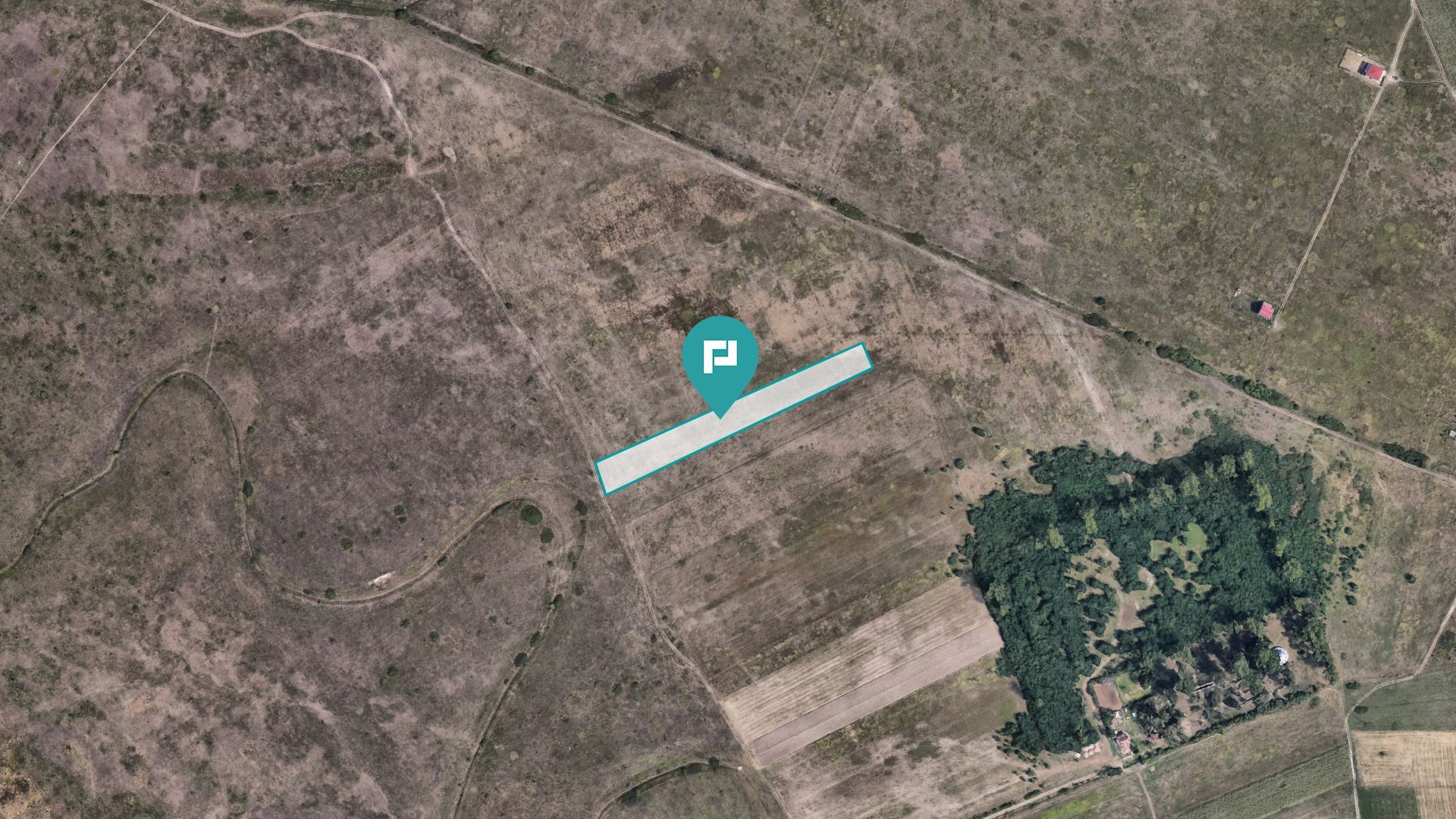 Investiție cu potențial ridicat, teren 10.000 mp - Poză 1