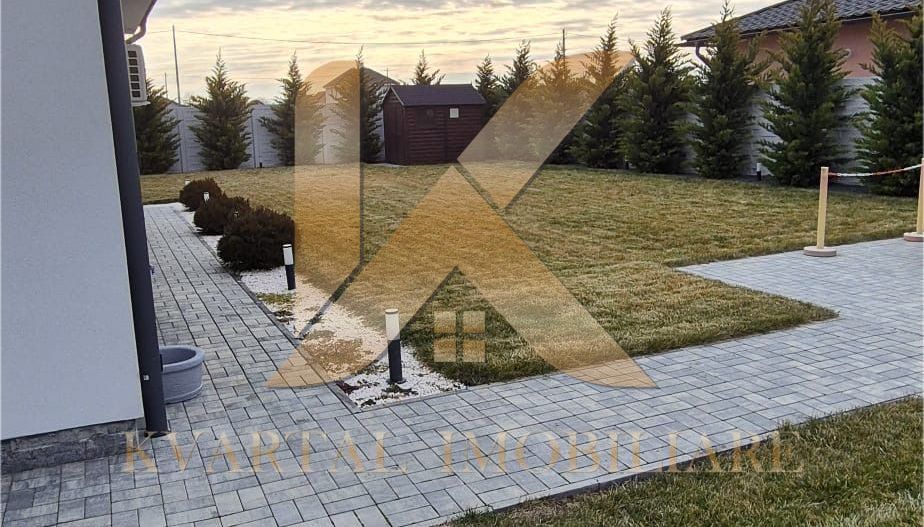 Casă de lux în localitatea Zimandcuz ! - Poză 9