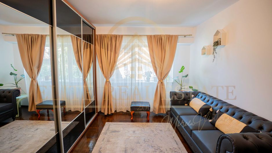 Capitol - Vânzare 3 camere,  etaj 1 , mobilat si utilat complet. - Poză 1