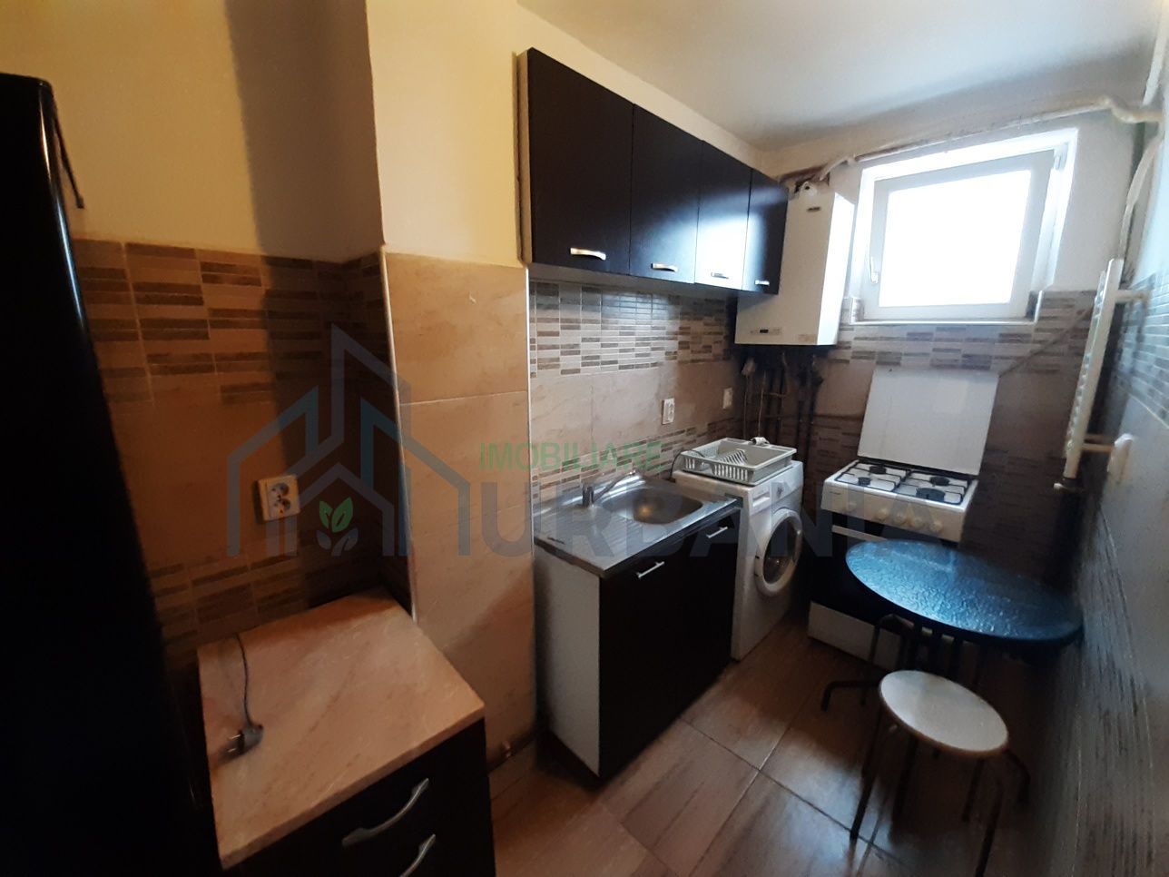 Apartament 2 camere de închiriat, Tătărași, la bulevard, mobilat, renovat, centrală termică, aer condiționat - Poză 6