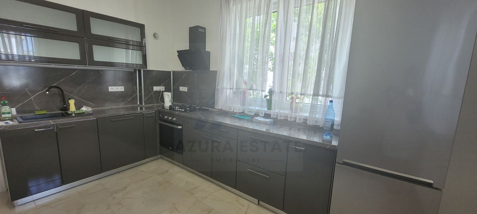 Casa duplex 4 camere 140 mp utili curte 150 mp zona Parcul Sub Arini - Poză 3