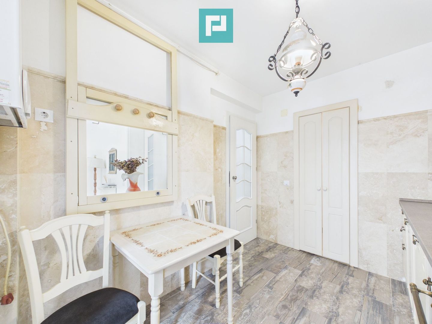 Apartament deosebit, zonă centrală - Poză 8