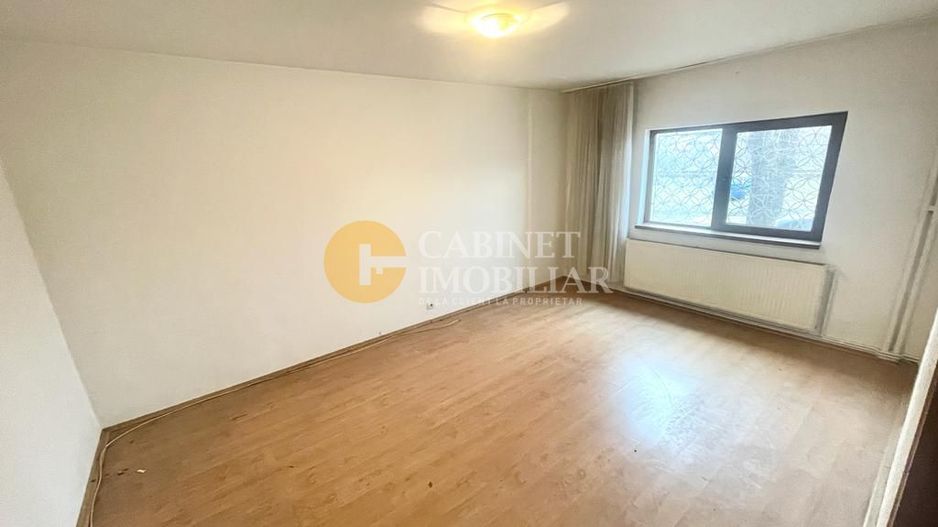 Pacurari-Canta Apartament 2 camere decomandat 52mp- Sud - Poză 1