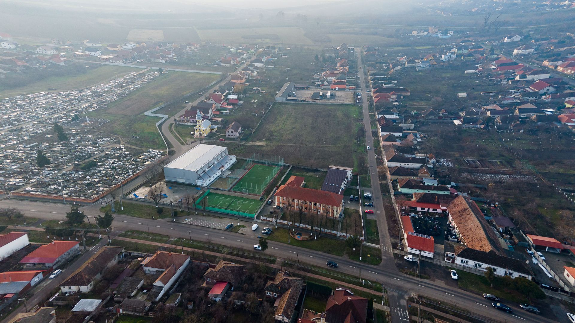 Teren intravilan Premium în Chișineu Criș - Poză 7