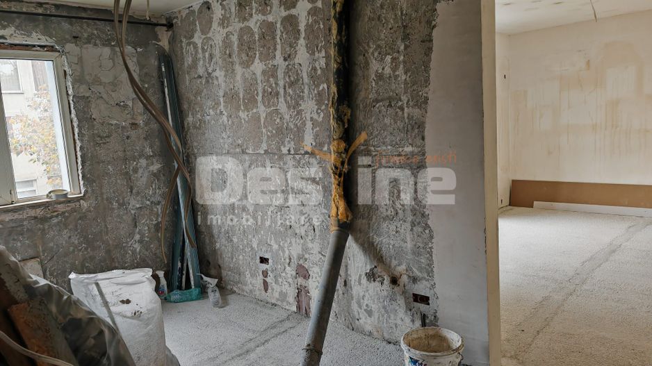 ​Apartament 4 camere, 2 bai – Zona Vest / Lacul Balea, etaj 3/4 - Poză 3