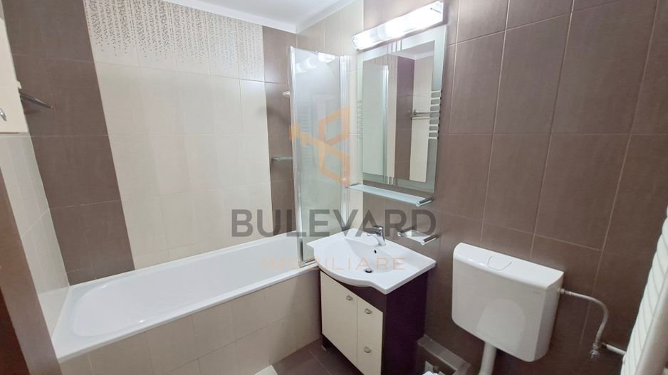 Apartament 3 camere decomandate + parcare, mijlocul strazii Titulescu! - Poză 16