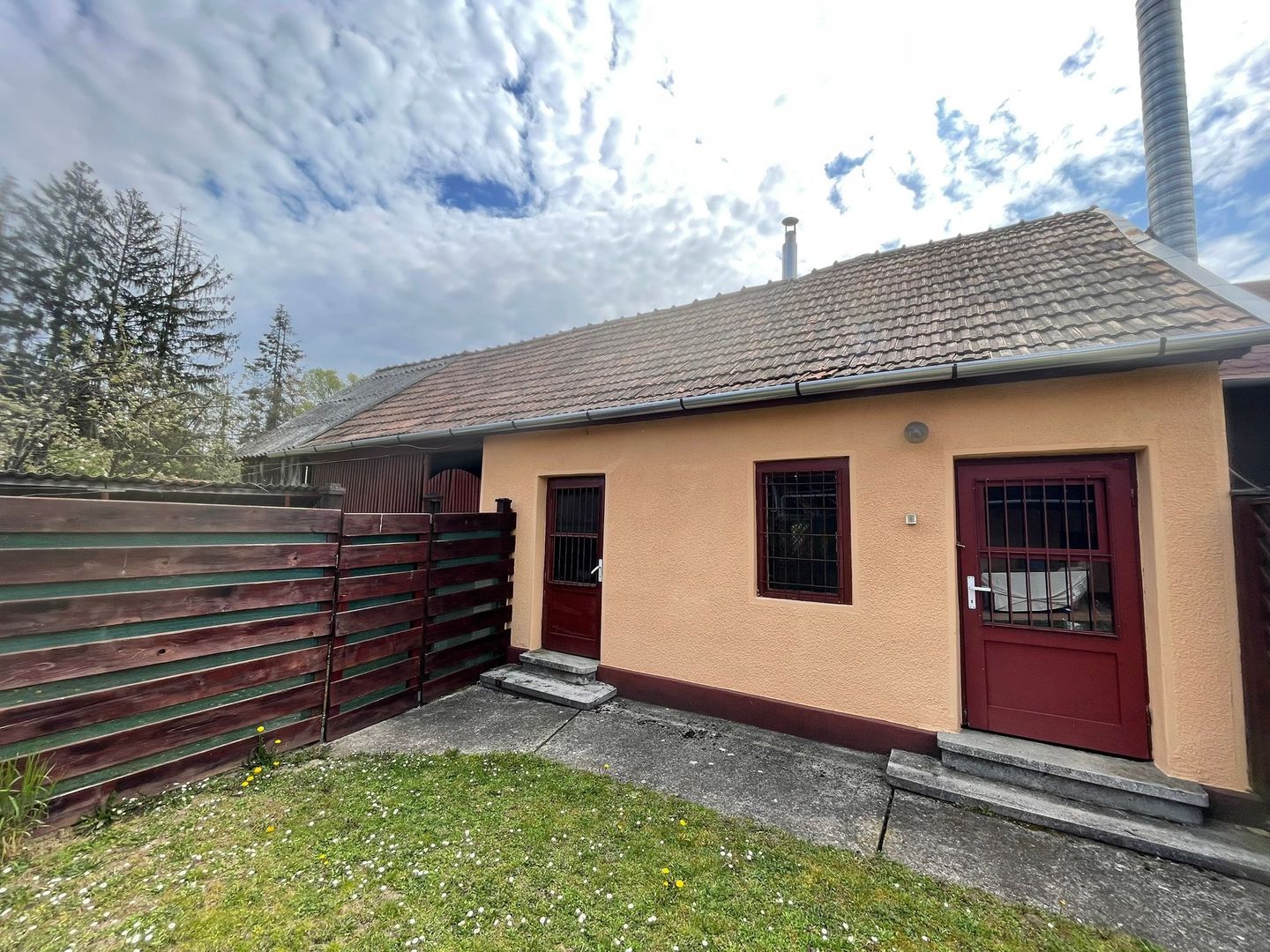 Casă de vânzare în Vașcău–natură, liniște și confort modern- 72000 Eur - Poză 11