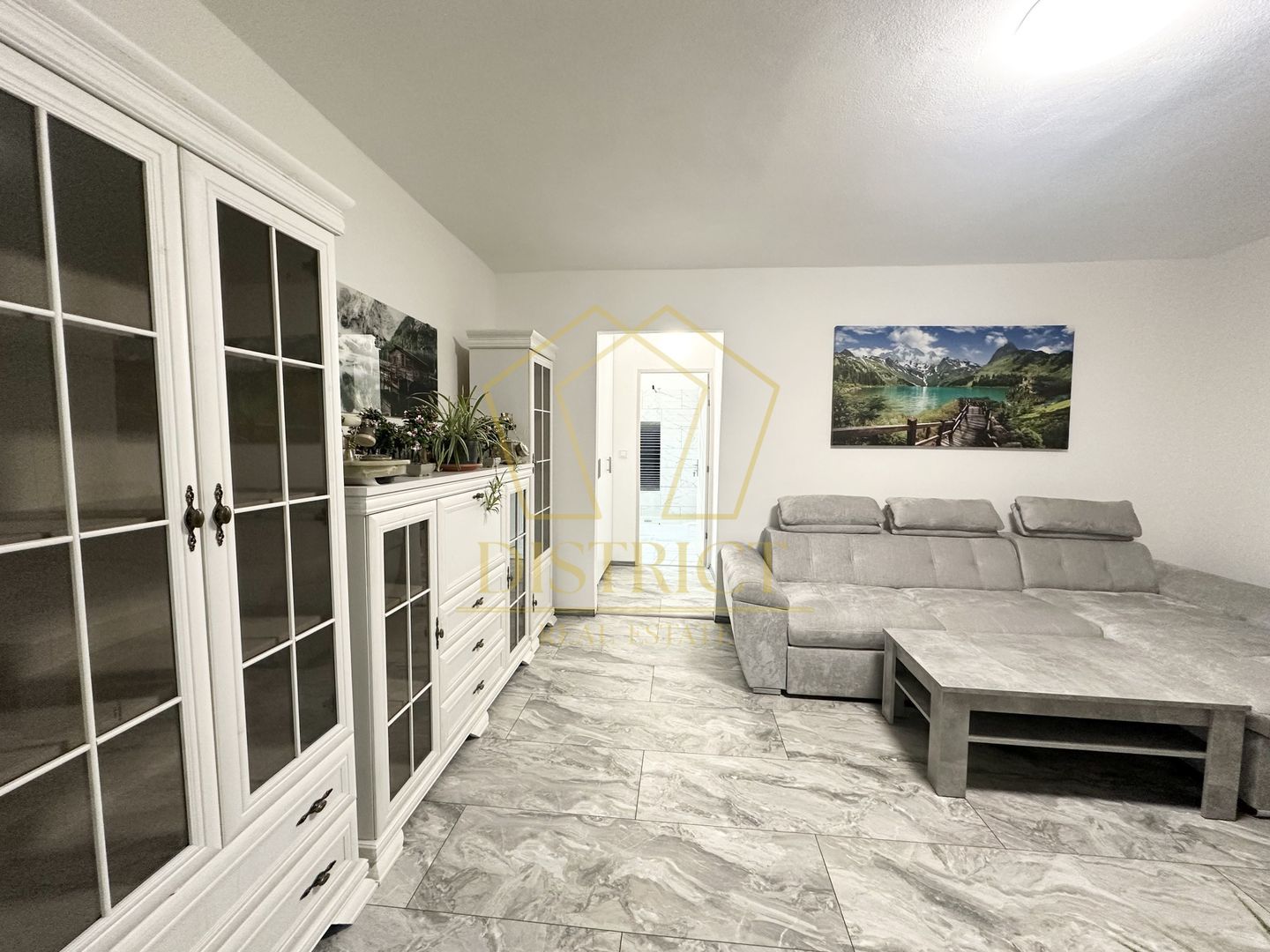 COM 0 % | Apartament deosebit cu 2 camere | Zona Sagului | Parter - Poză 1