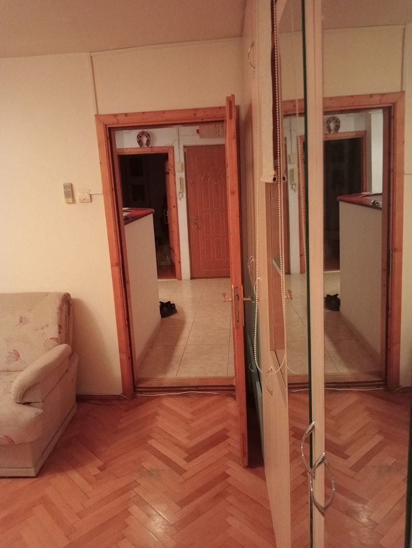 Mobilat si utilat zona Soarelui - Poză 8