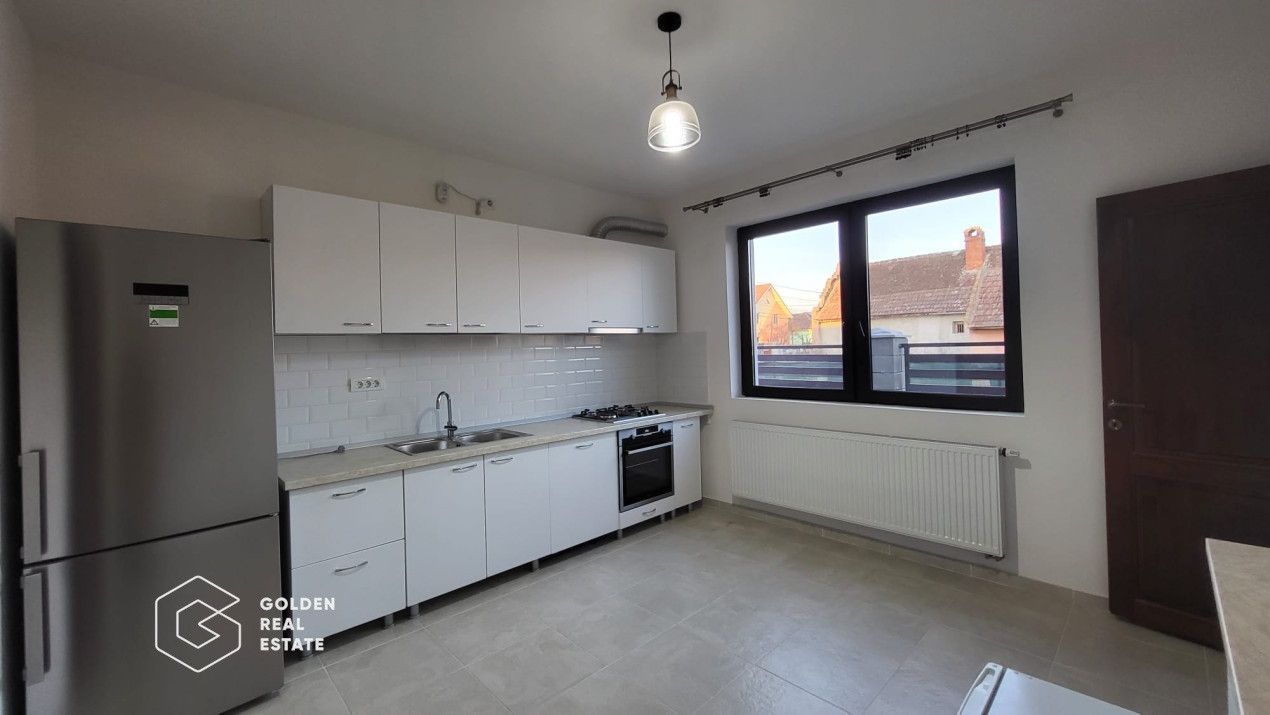 1/2 Duplex clasic elegant in centrul Girocului - Poză 1