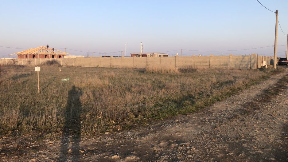 Teren zona Albina - 2 fronturi stradale - Poză 1