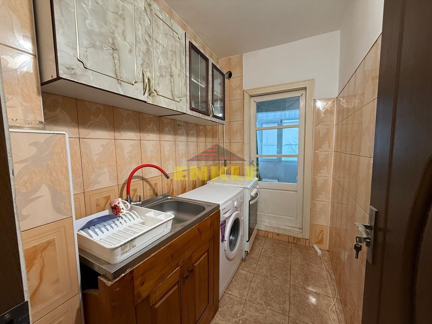 De închiriat garsonieră, zona Capat 1. - Poză 2