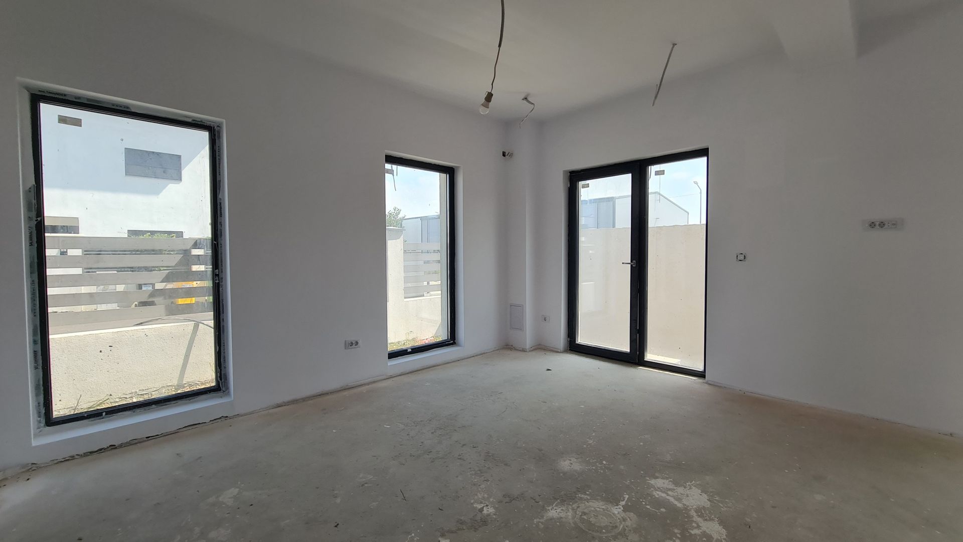 Duplex 5 camere cu 300 mp teren - parcare 4+, incalzire pardoseala - Poză 3