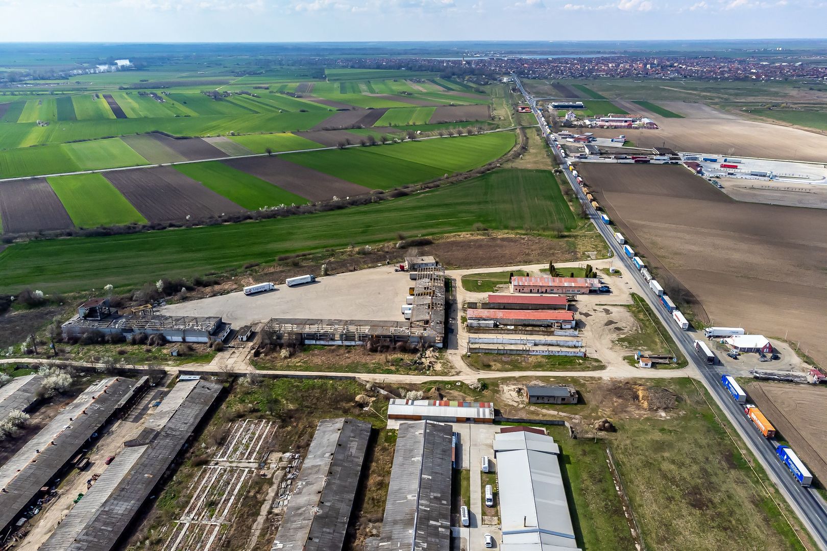 4,2 ha Teren DN7 Nădlac pentru Parc Logistic - Poză 2