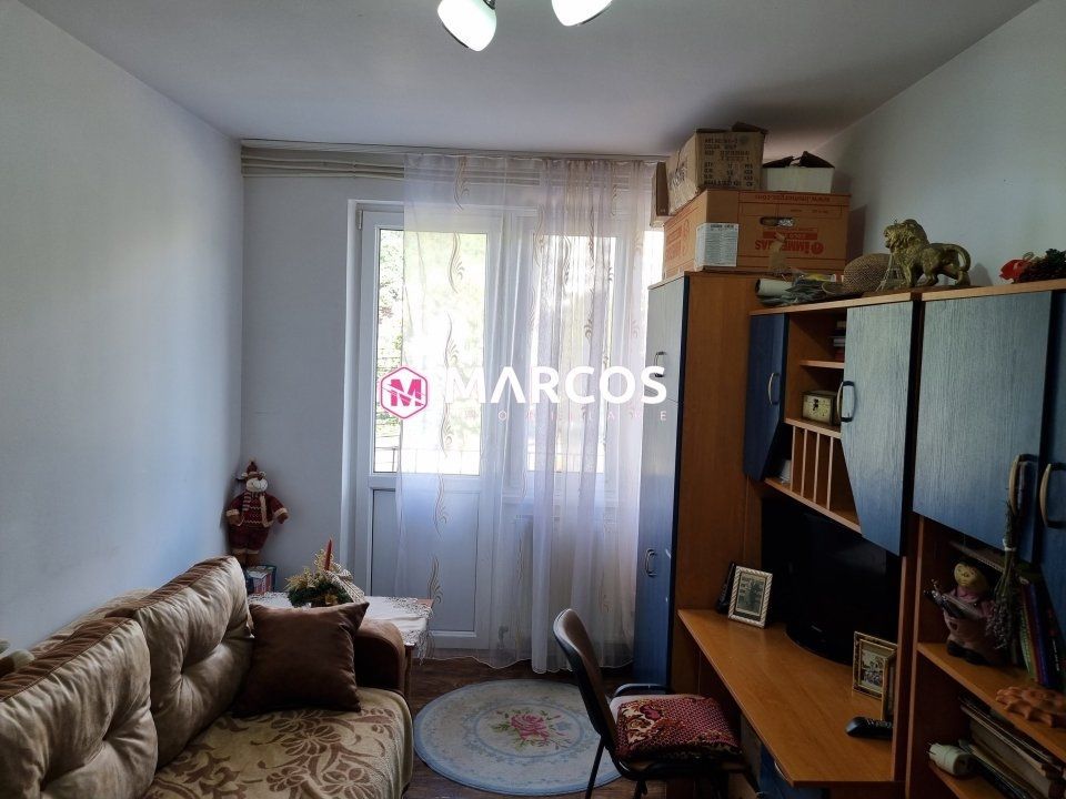 Apartament 2 camere decomandat, et.2, Central, ID 937 - Poză 3