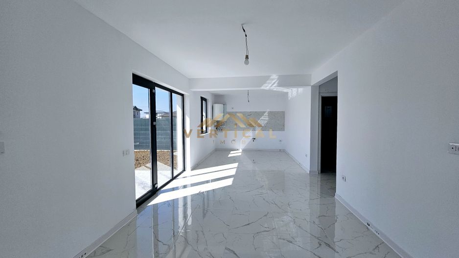 Casa parter cu 4 camere - comuna Berceni - Poză 9