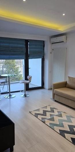 Garsoniera zona Aviatiei foarte aproape de metrou - Poză 2