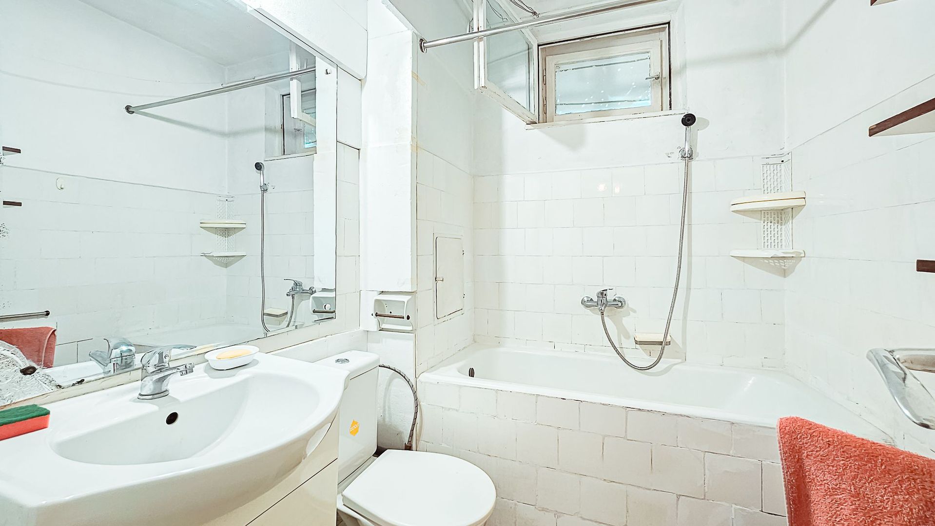 Centru Civic,  apartament spatios, cu pivniță,  garaj si priveliste frumoasă - Poză 10