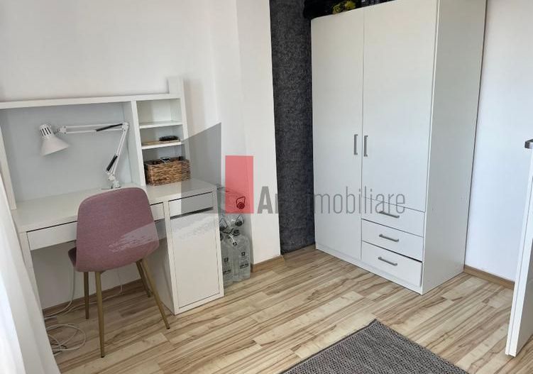 Apartament deosebit cu 3 camere – Bulevardul Unirii (Zona Fântâni) - Poză 3