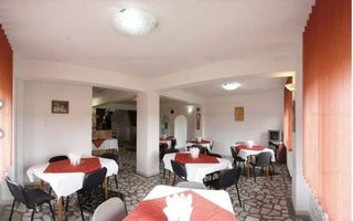 PENSIUNE 12 CAMERE, TEREN 1.300 MP, DAMBOVICIOARA, 280000 Euro - Poză 3