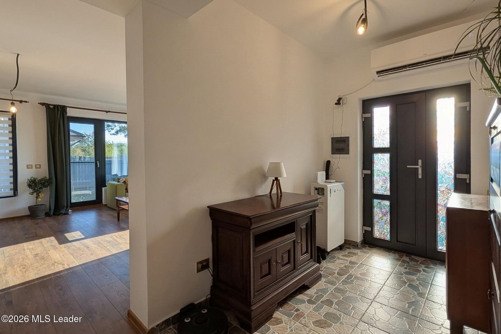 Clinceni - Padure, Casa 3 camere 2 bai, Fotovoltaice 10kW baterie16kWh - Poză 7