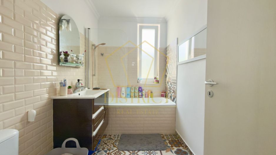 Apartament mobilat cu 3 camere | Dumbravita - Poză 8