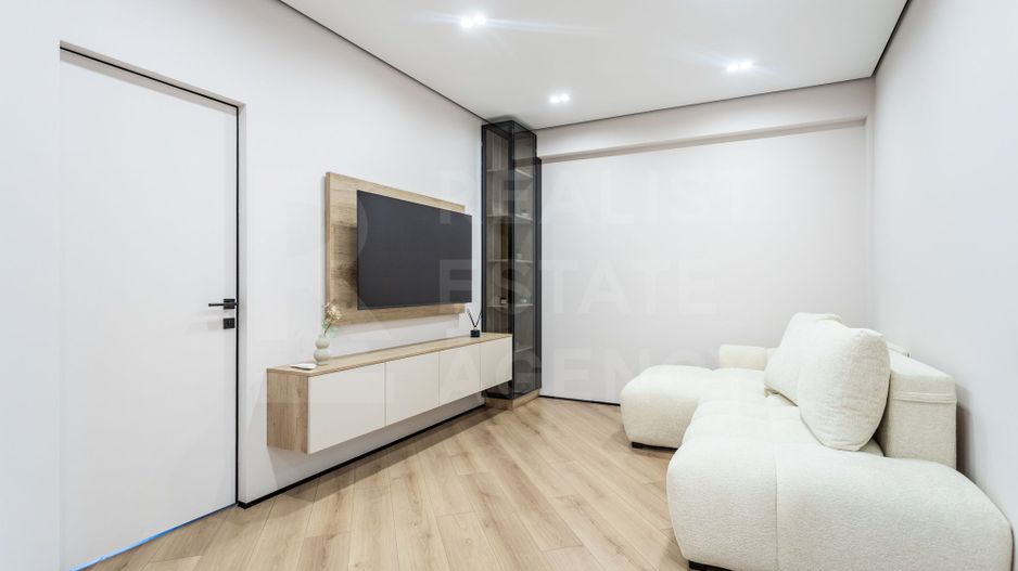 Vânzare, apartament 2 camere, 67.2 mp, str. Mihail Sadoveanu, Ciocana - Poză 8