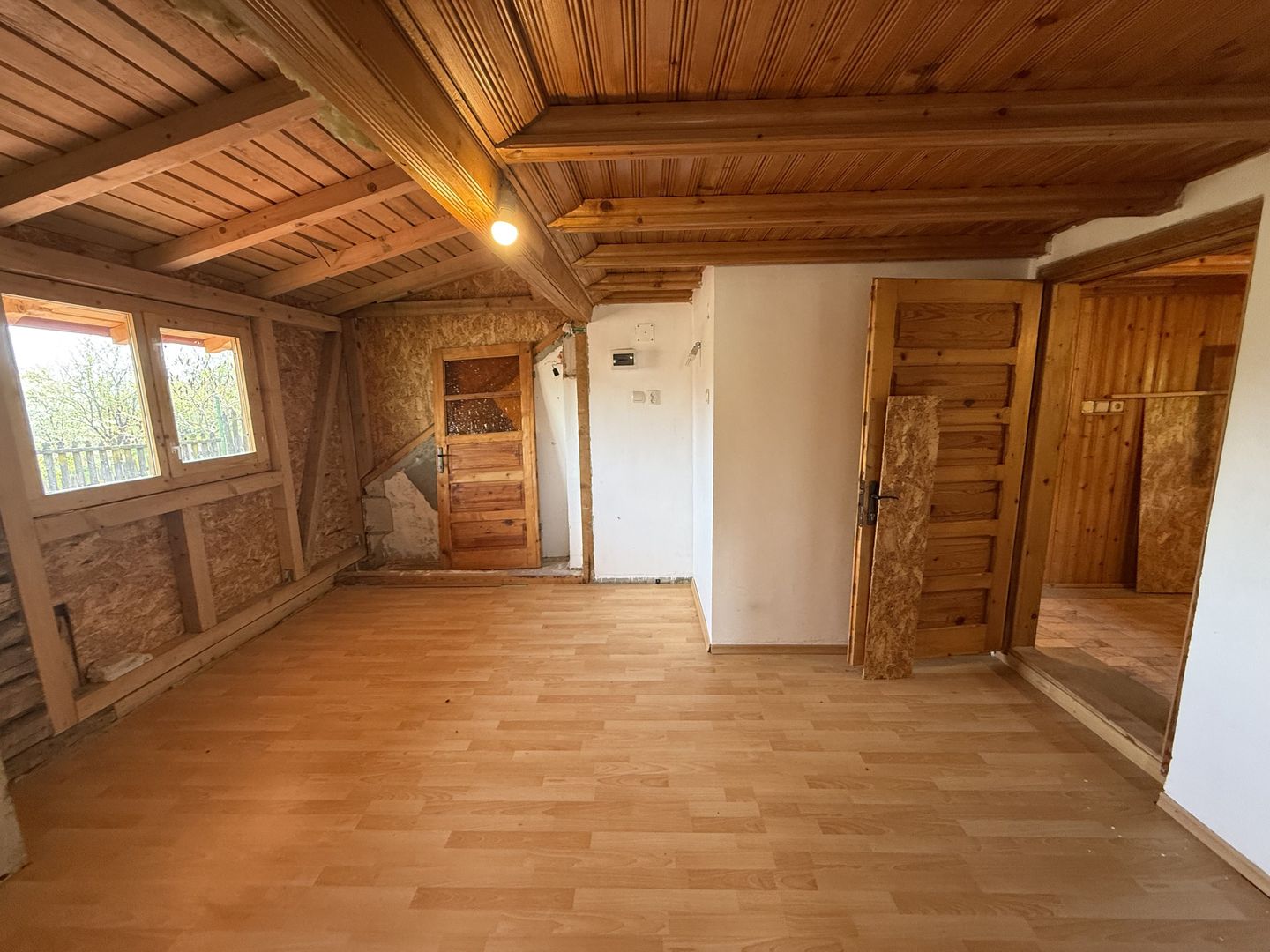 Casă 228 mp P+M + foișor+ teren 770 mp - Comarnic Prahova - Poză 7