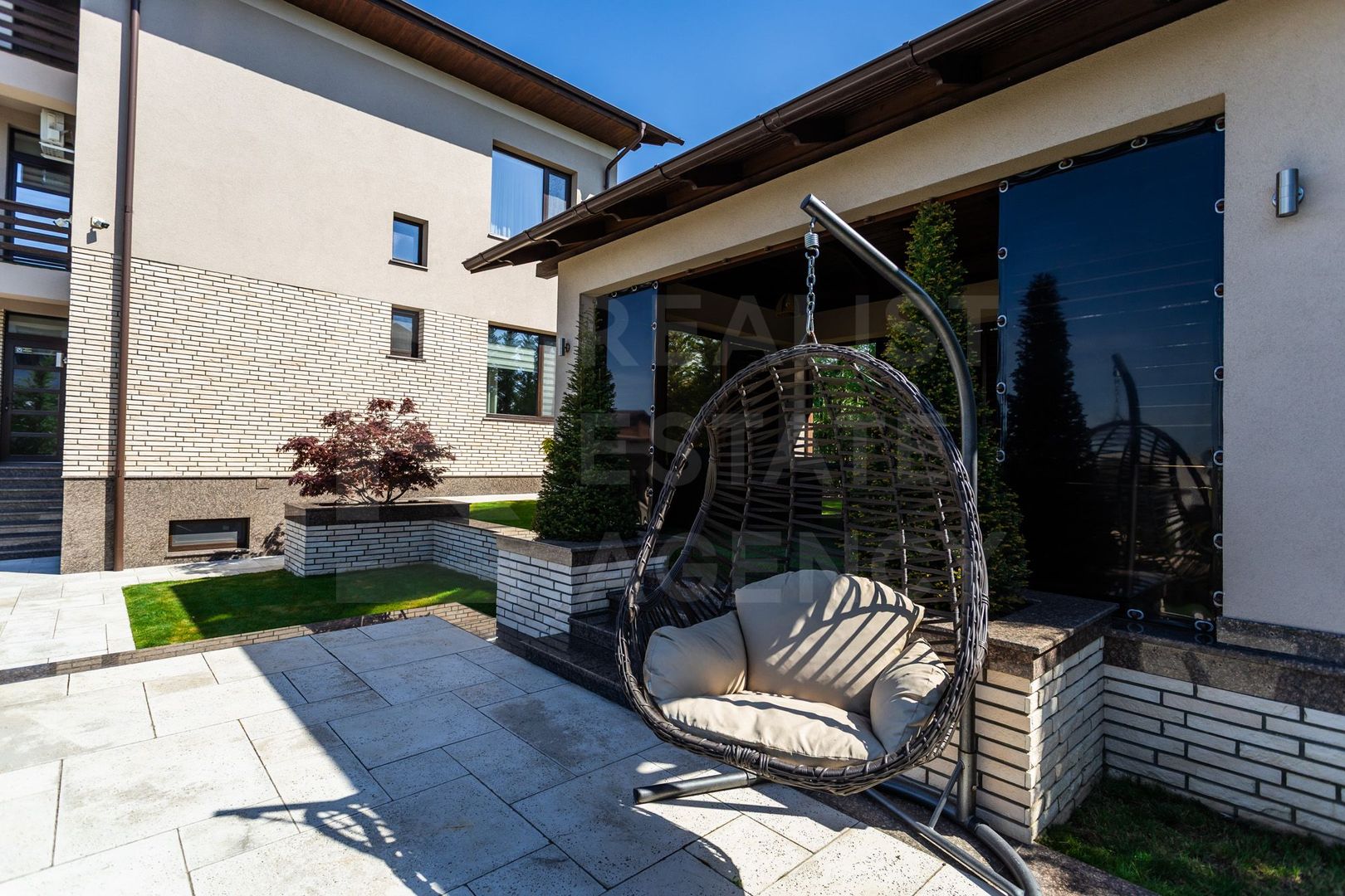 Vânzare, casă, 3 nivele, 4 camere, strada Schinoasa, com. Bacioi - Poză 30