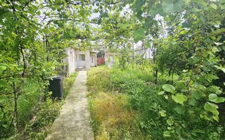Casă cu 2 camere și teren generos, Dărmănești – Exclusivitate - Poză 1