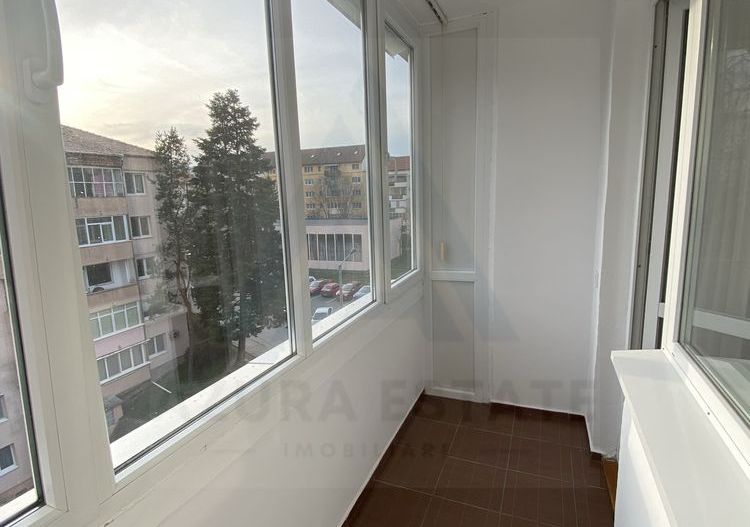 Apartament modern cu 2 camere 50 mp utili si balcon inchis in Șelimbăr - Poză 6