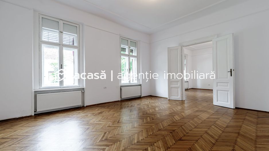 ÎNCHIRIAT Oportunitate Unică pentru Afacerea Ta în Centrul Orașului! - Poză 2