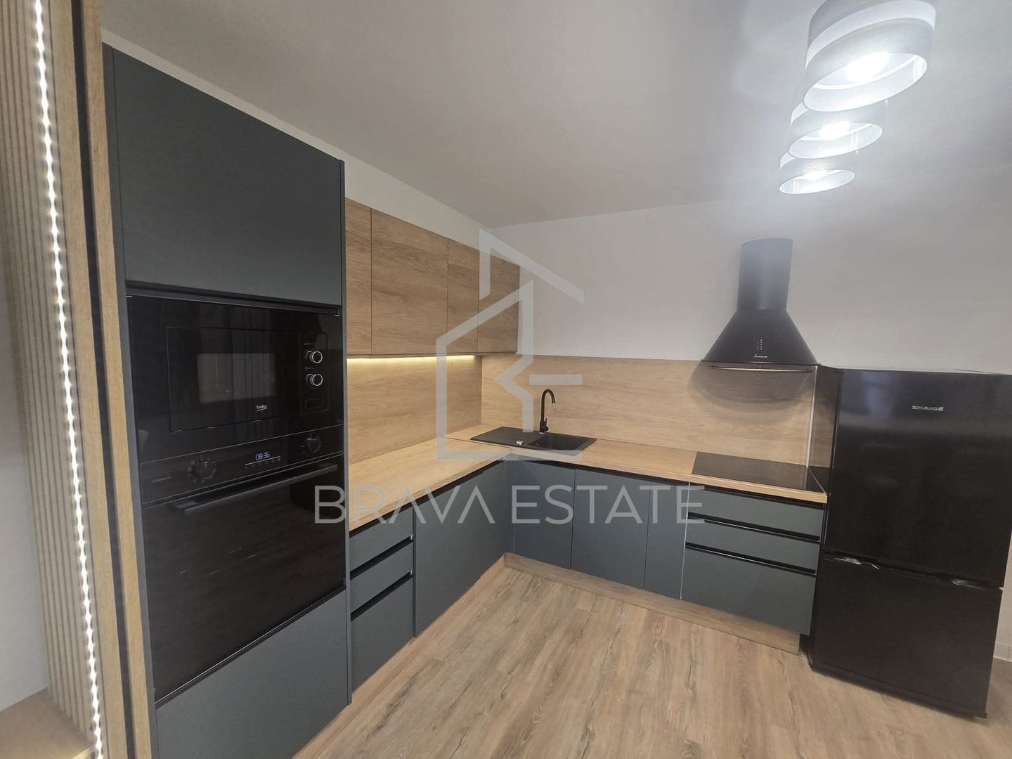 Apartament 58mp, 2 camere ,zona Tăietura Turcului . - Poză 3