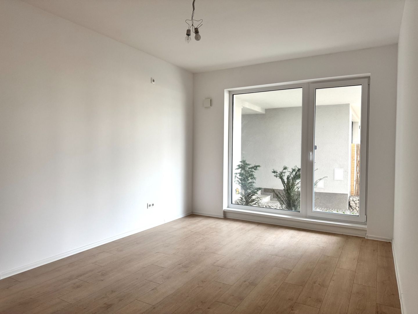 Apartament 2 camere Sectorul 1 - Reper Colosseum Mall - Poză 1