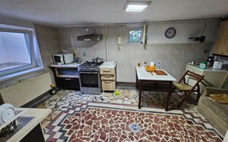 Casa 8 camere, S+P+1, teren 1377 mp, zona Schit - Poză 23