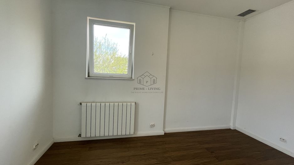 VILA SPATIOASA LA INCHIRIERE IN ZONA PIPERA LANGA SCOLI - Poză 12