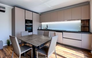 Apartament 3 camere, zona Ultracentral - Poză 2