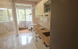 Apartament spațios de vânzare – 2 camere (extins la 3) – Cartier Pajura, Bucu - Poză 6