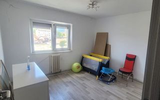 Apartament de vanzare 2 camere, decomandat, et.2 - Poză 4